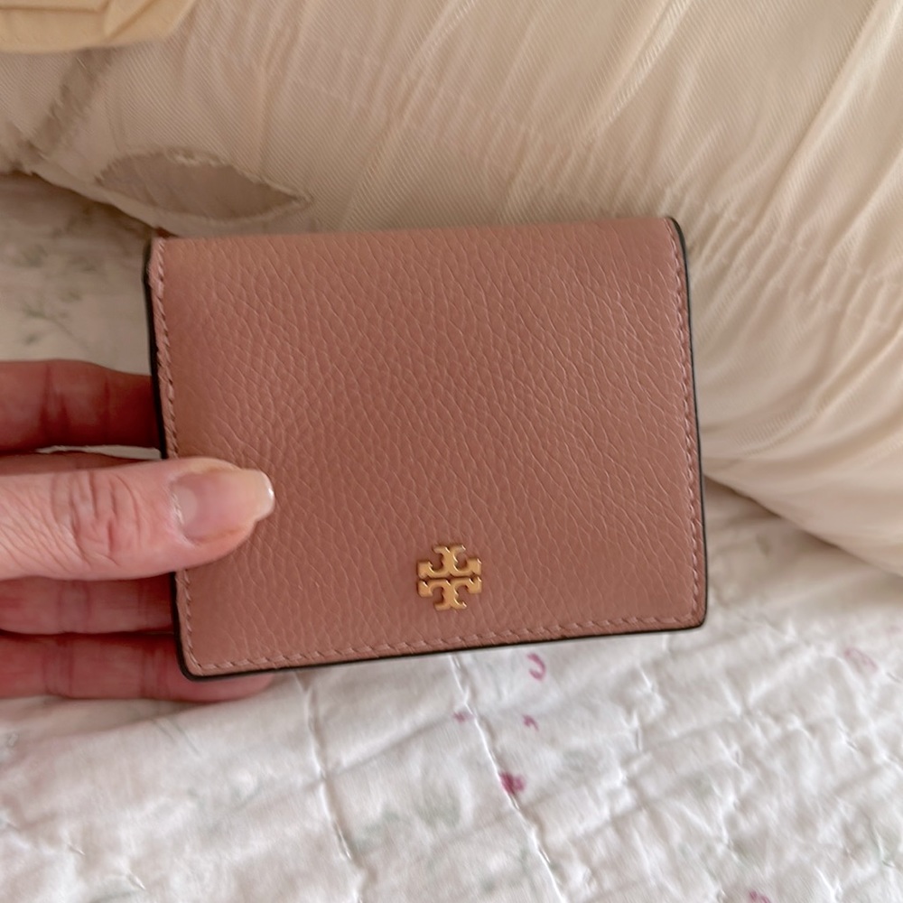 𝗧𝗢𝗥𝗬 𝗕𝗨𝗥𝗖𝗛 Wallet!